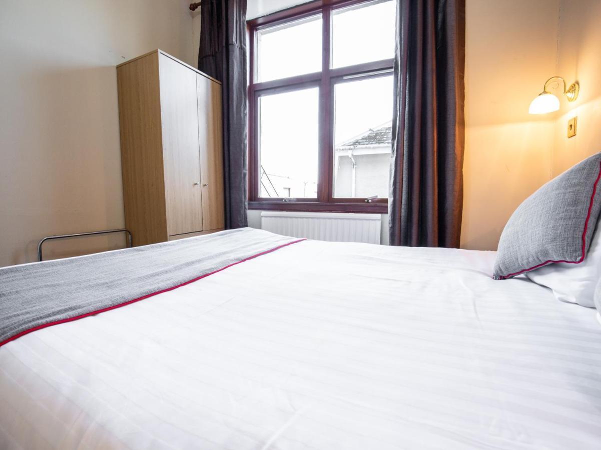The Ben Mhor Hotel, Bar & Restaurant Grantown-on-Spey Экстерьер фото